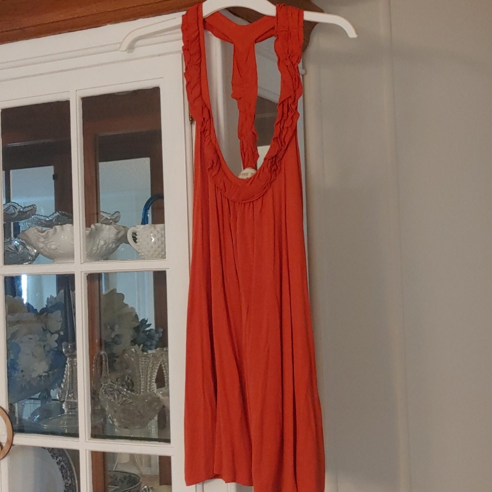 Sleeveless blouse